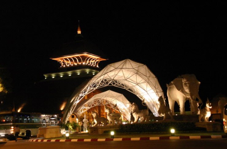 Chiang Mai Night Safari , Thailand